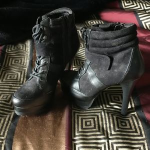 Women's boots